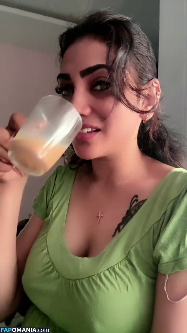 Priya Naidu / priya_naidu0422 Обнажённый OnlyFans  Утёкшее фото #3