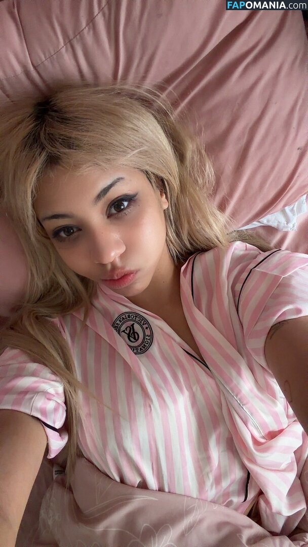 Princess / pr1nc4ss / princesslove / prlnc4ss Обнажённый OnlyFans  Утёкшее фото #2