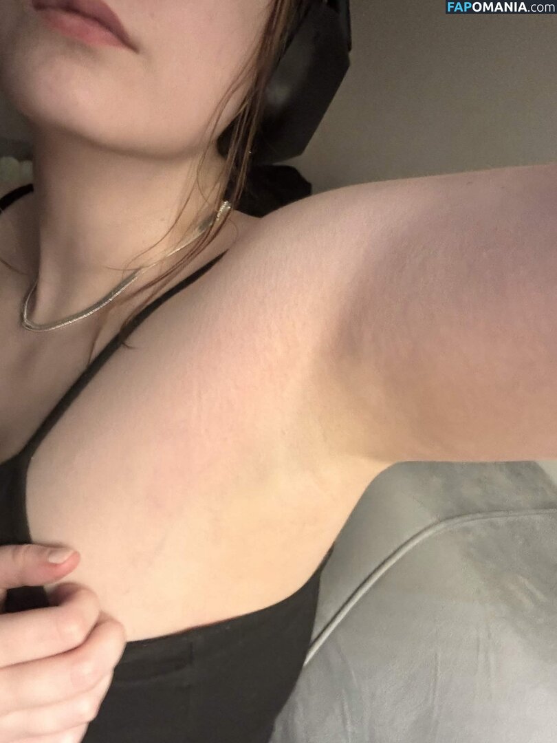 Qiandaiyiyu / Qiandai以宇 / https: Обнажённый OnlyFans  Утёкшее фото #49