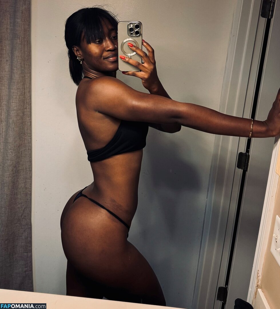 Queen Aminata / Queenaminata / amisylle / amisylle - AEW Обнажённый OnlyFans  Утёкшее фото #9