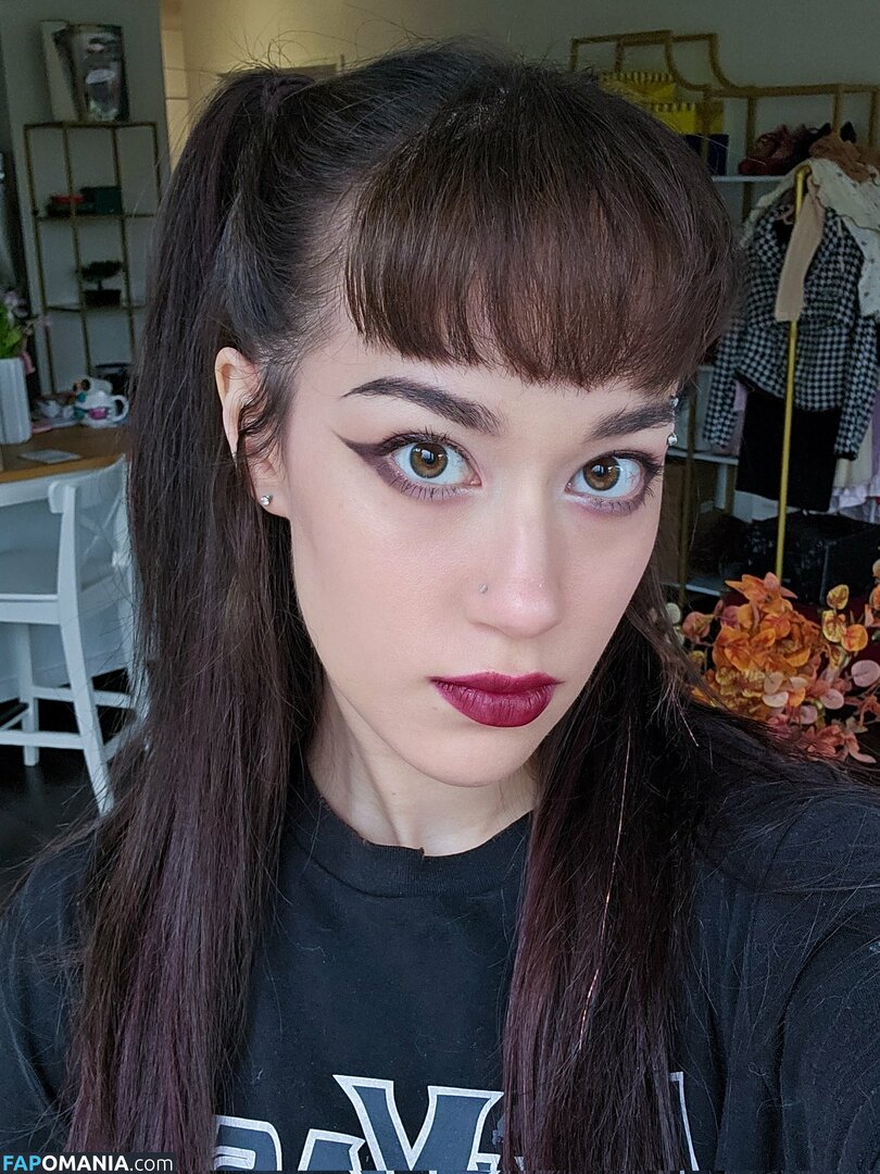 Queen Tofu Games / QueenTofu / Tofu_games / babytofu / https: Обнажённый OnlyFans  Утёкшее фото #445