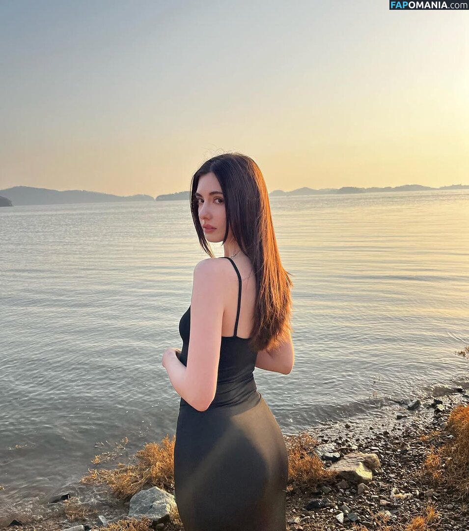 Rachel Kwon / https: / rachelheheh / rachelkgagami Обнажённый OnlyFans  Утёкшее фото #4