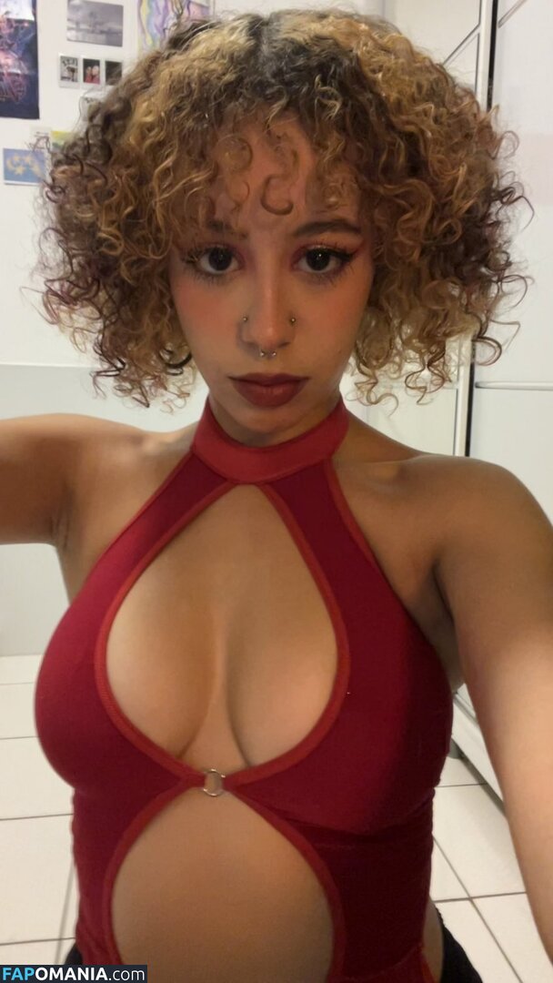 RamonaDods / Ramonafods / https: / pudimde4leites Обнажённый OnlyFans  Утёкшее фото #1