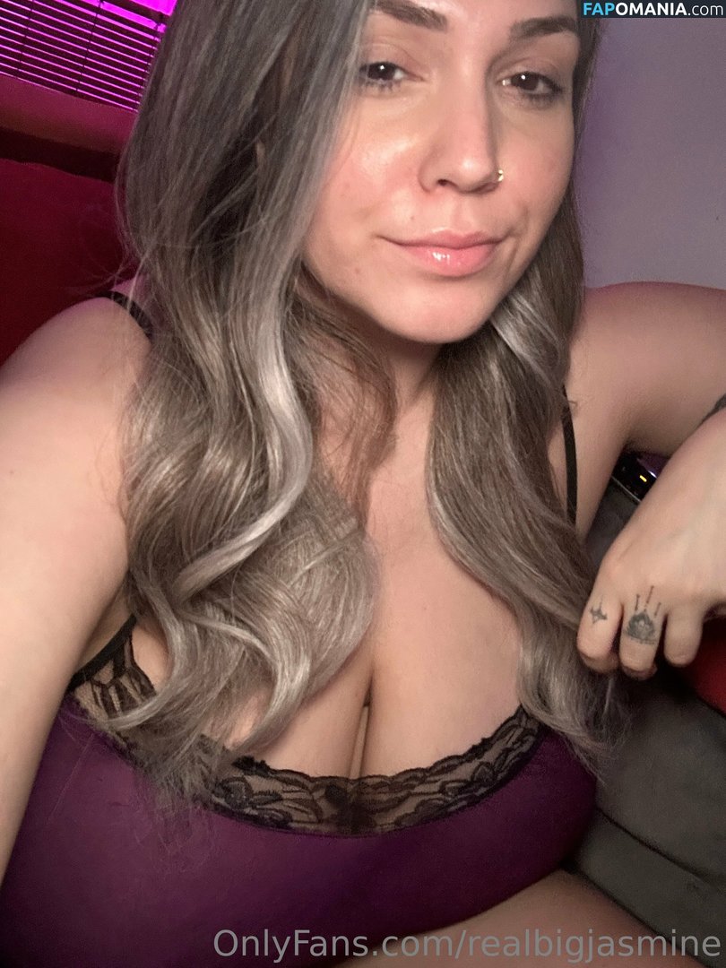 realbigjasmine / realogprincess Обнажённый OnlyFans  Утёкшее фото #1