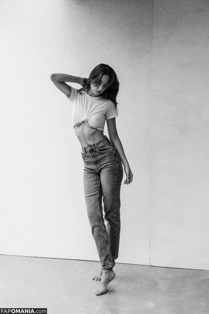 Rebecca Bagnol / _rebeccabagnol / bagnolrebecca / rebeccacambria_free Обнажённый OnlyFans  Утёкшее фото #1200