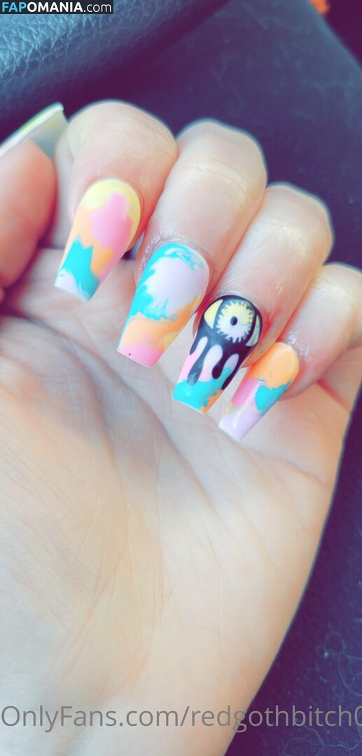 redheadgothwitch0730 Обнажённый OnlyFans  Утёкшее фото #9