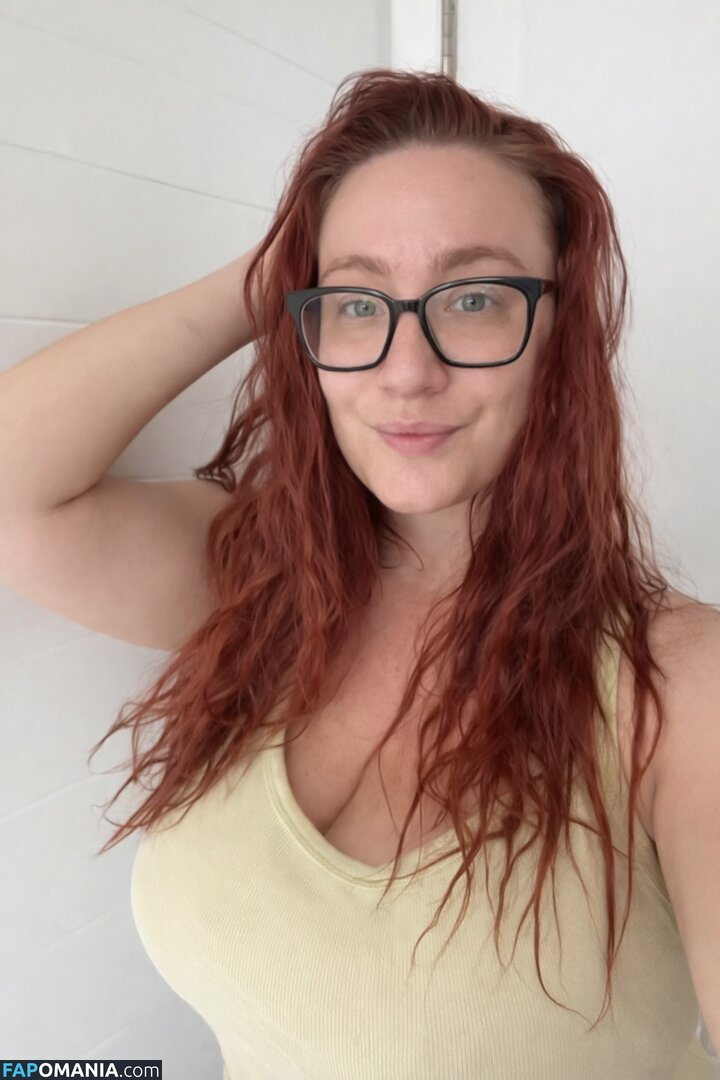 ChicksWithFics / RefashionedHippie Обнажённый OnlyFans  Утёкшее фото #1