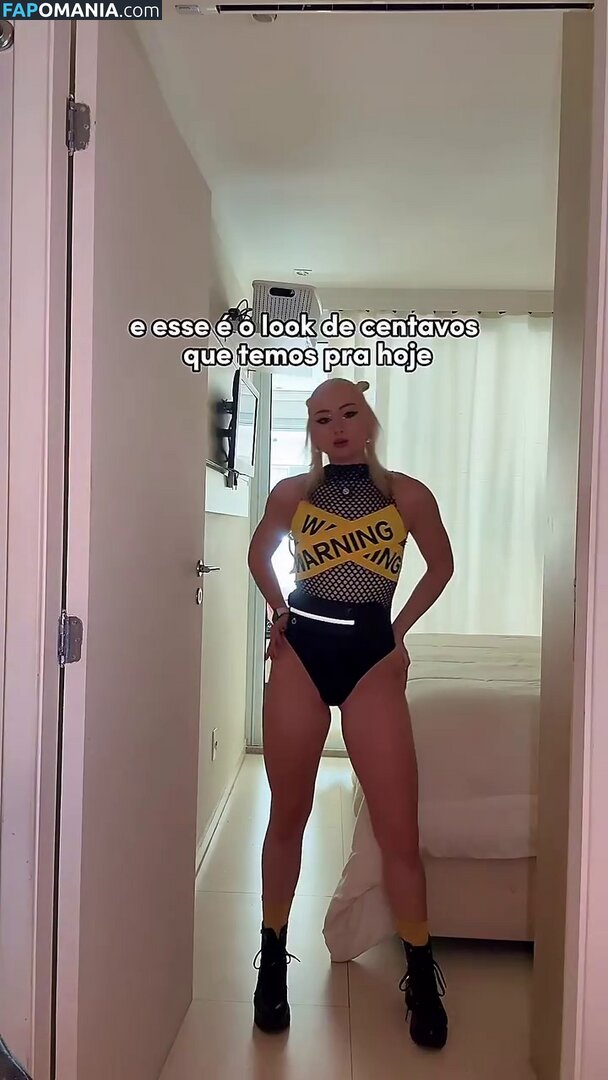 Renata Schneider / renata.c.schneider Обнажённый OnlyFans  Утёкшее фото #2