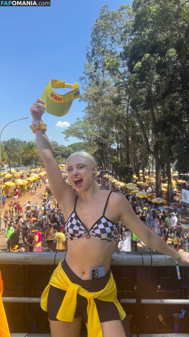 Renata Schneider / renata.c.schneider Обнажённый OnlyFans  Утёкшее фото #8