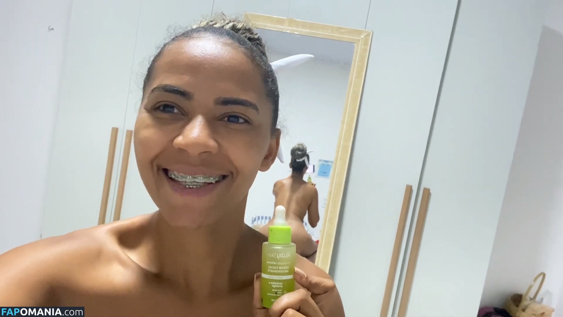 Renata Souza / Rezinha Youtuber / renataoficial1 / rezinhaexcluxivo Обнажённый OnlyFans  Утёкшее фото #1