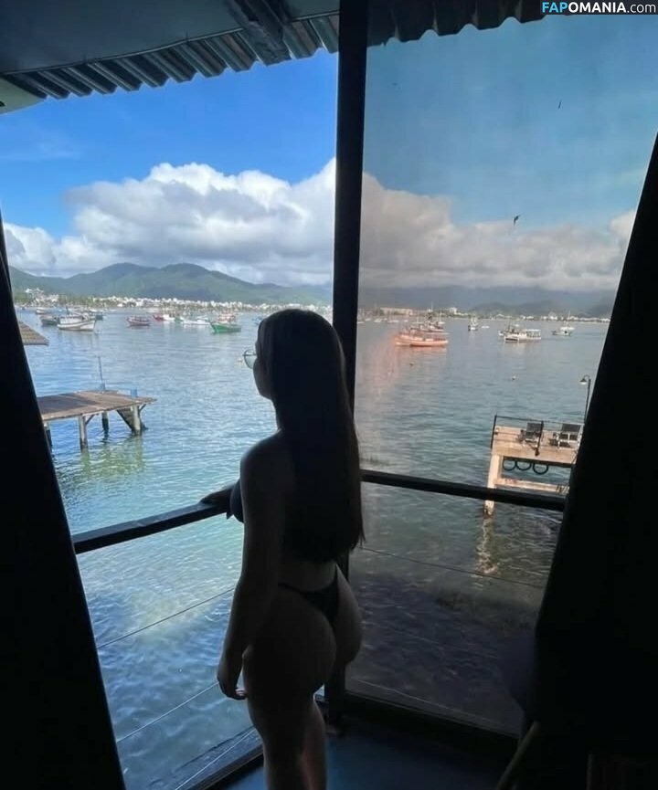 __riibeiro011 / __riibeiro011 __vitoriariibeiro Обнажённый OnlyFans  Утёкшее фото #1