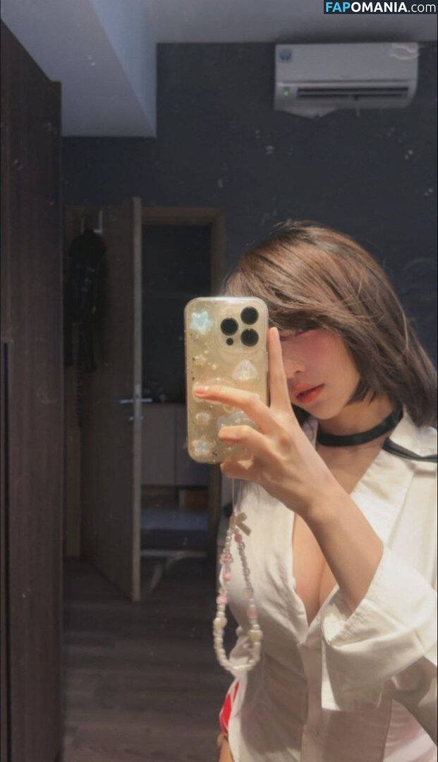 https: / notriissaaa / risaatjan Обнажённый OnlyFans  Утёкшее фото #16