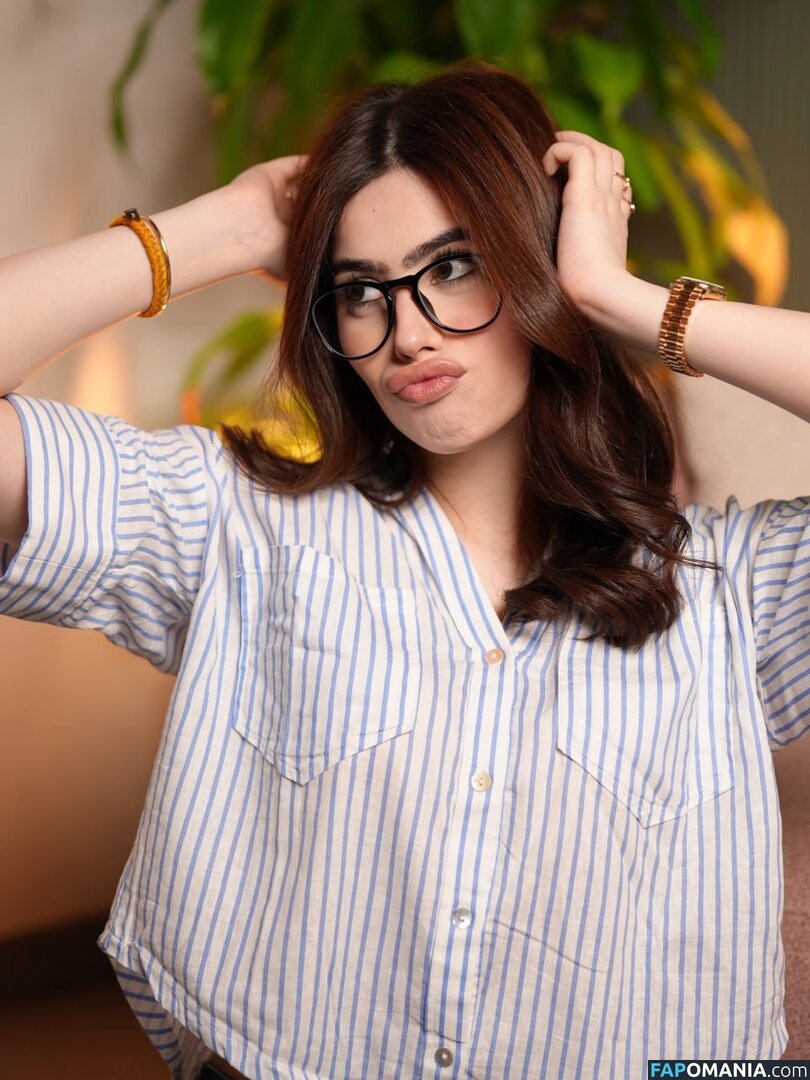 Riva Arora / https: / riva.arora.1 / riva.aroraofficial / rivarora_ Обнажённый OnlyFans  Утёкшее фото #10