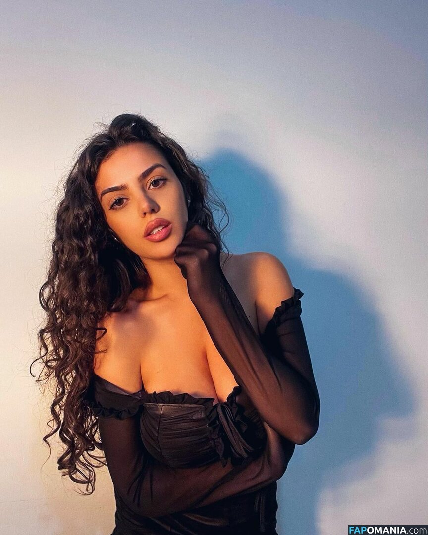 Roberta / morehopeful88 / robertafranco Обнажённый OnlyFans  Утёкшее фото #6