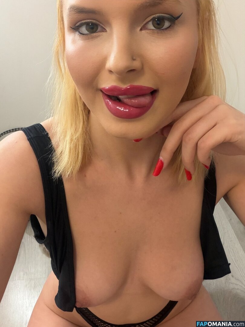 Romanian Girls / romanian_instagirls Обнажённый OnlyFans  Утёкшее фото #12