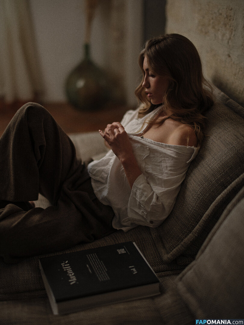 romy_vrhs Обнажённый OnlyFans  Утёкшее фото #5