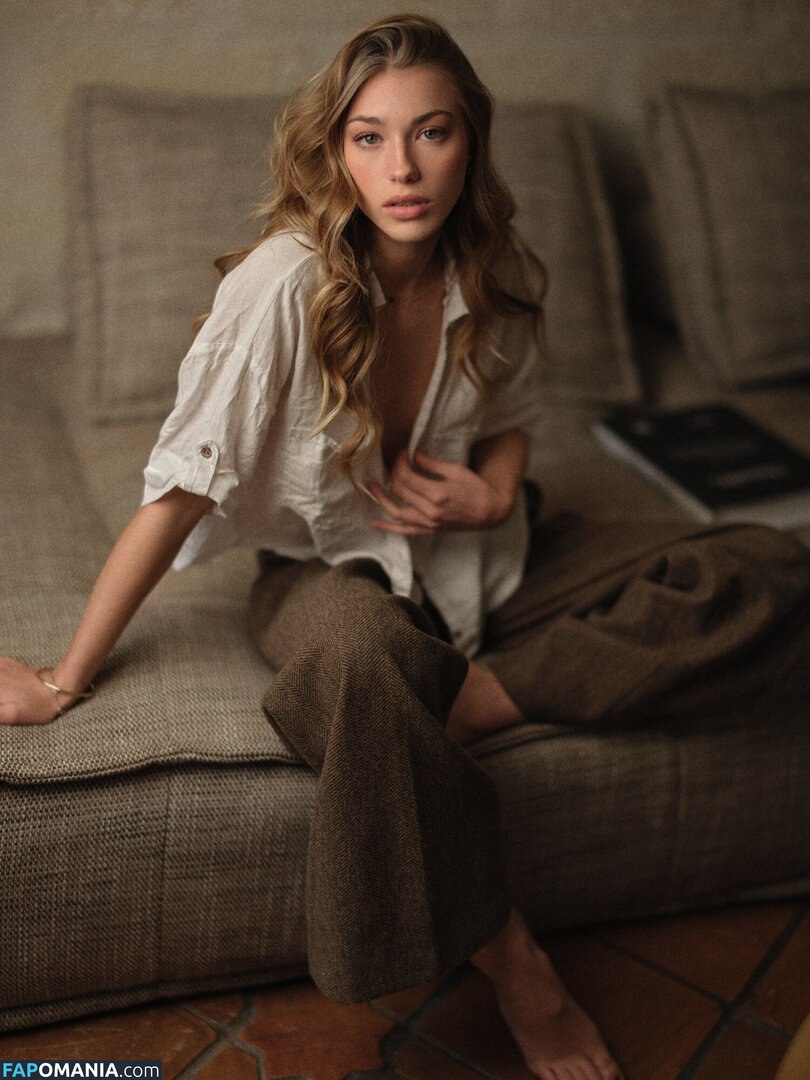 romy_vrhs Обнажённый OnlyFans  Утёкшее фото #6