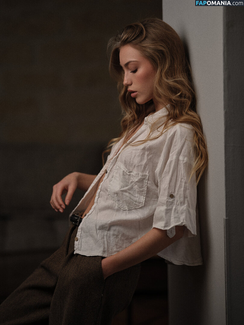 romy_vrhs Обнажённый OnlyFans  Утёкшее фото #9