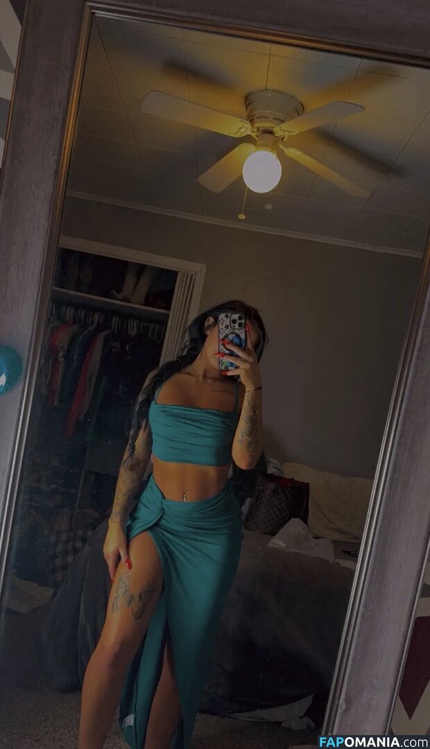 Petitetattedplati / Ronika Eskins / ronika_eskins Обнажённый OnlyFans  Утёкшее фото #94