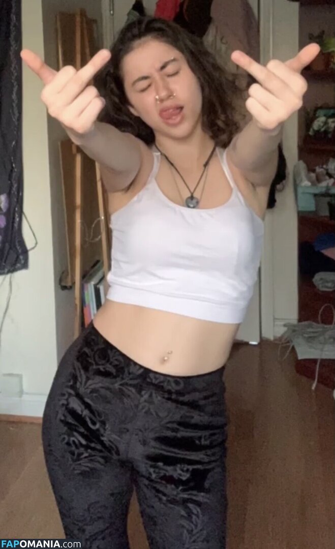 ChelleMac2001 / Mac.Chelle_01 / OhMyGawdRonni / OhMy_Gawd_Ronni / Ronni Mac / RonniMac18 Обнажённый OnlyFans  Утёкшее фото #6