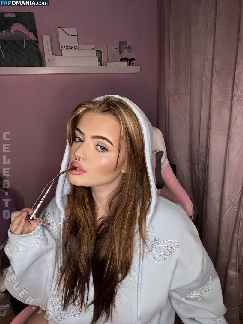 Roselin.de / Roselinde0F / https: / roselinde.de Обнажённый OnlyFans  Утёкшее фото #34