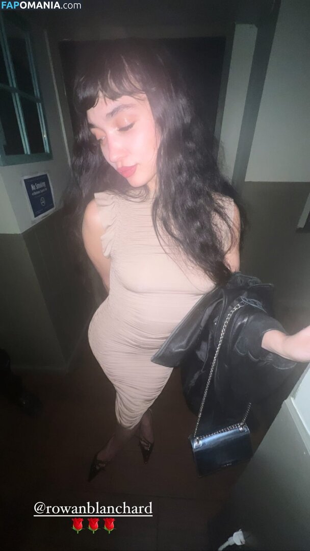 Rowan Blanchard / Simp Chat / https: / rowanblanchard Обнажённый OnlyFans  Утёкшее фото #537