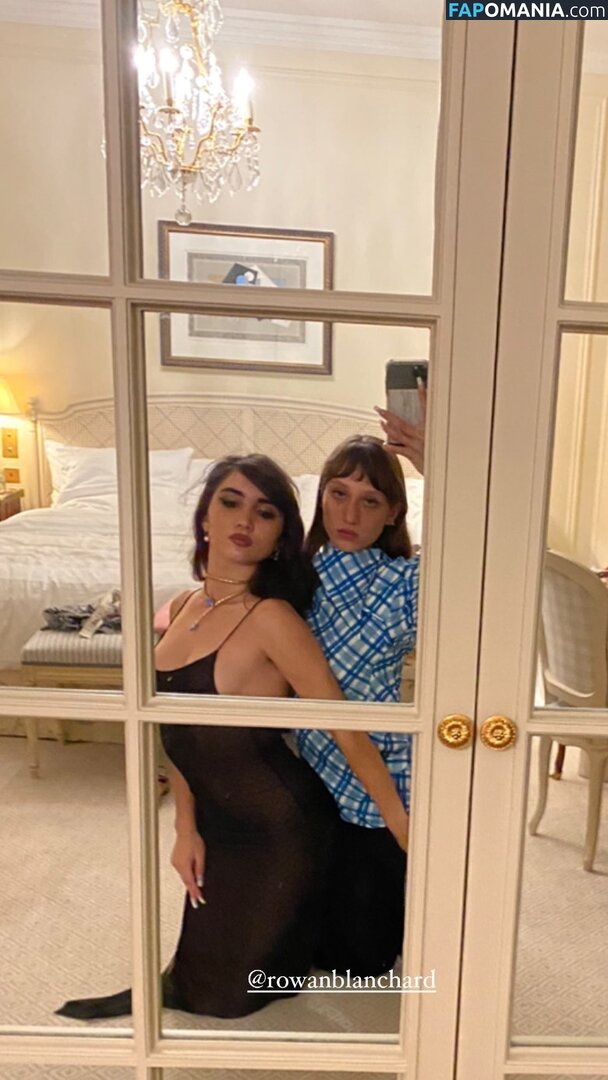 Rowan Blanchard / Simp Chat / https: / rowanblanchard Обнажённый OnlyFans  Утёкшее фото #539