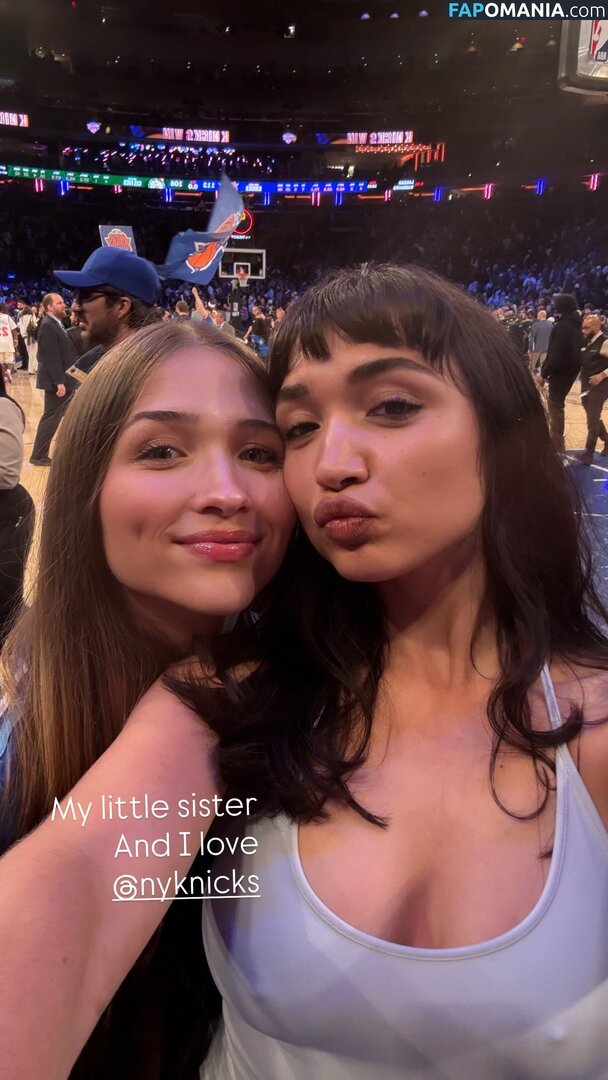 Rowan Blanchard / Simp Chat / https: / rowanblanchard Обнажённый OnlyFans  Утёкшее фото #564