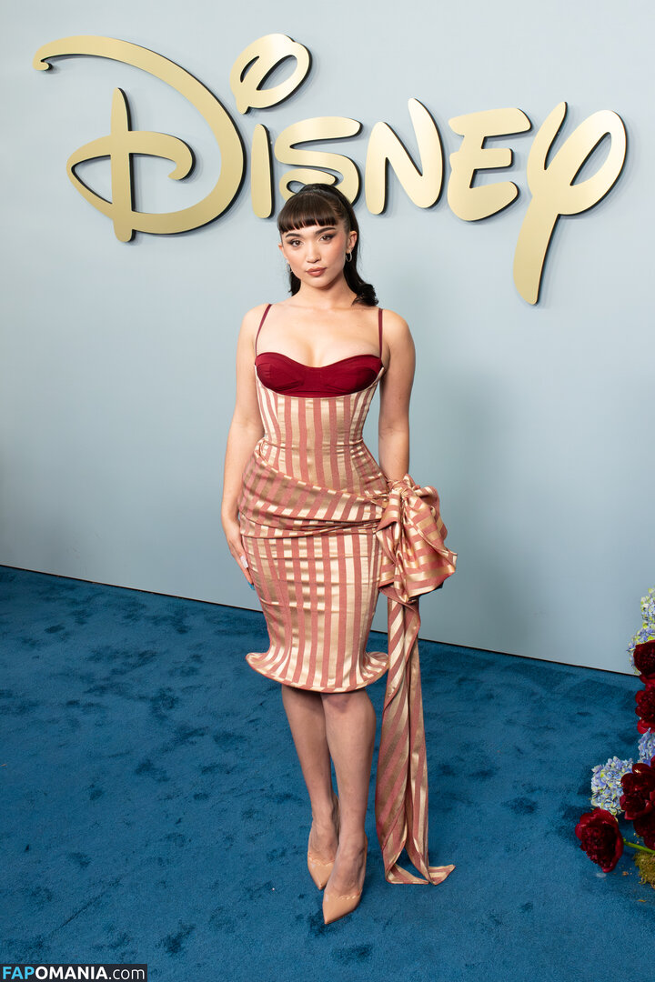 Rowan Blanchard / Simp Chat / https: / rowanblanchard Обнажённый OnlyFans  Утёкшее фото #566
