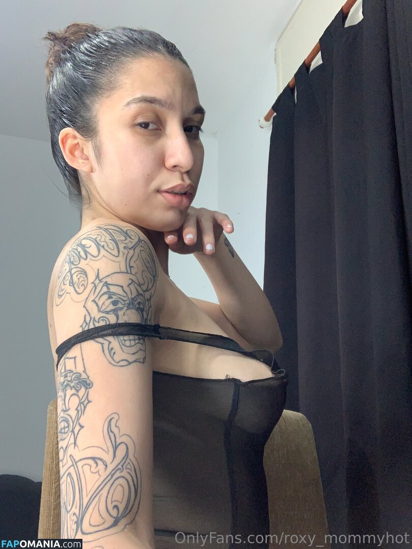 roxy_mommyhot Обнажённый OnlyFans  Утёкшее фото #5