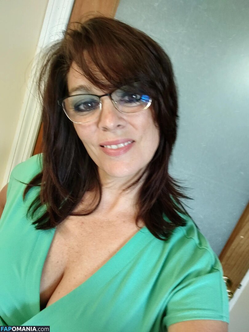 Rubym_69 / elitemomma_69 Обнажённый OnlyFans  Утёкшее фото #6