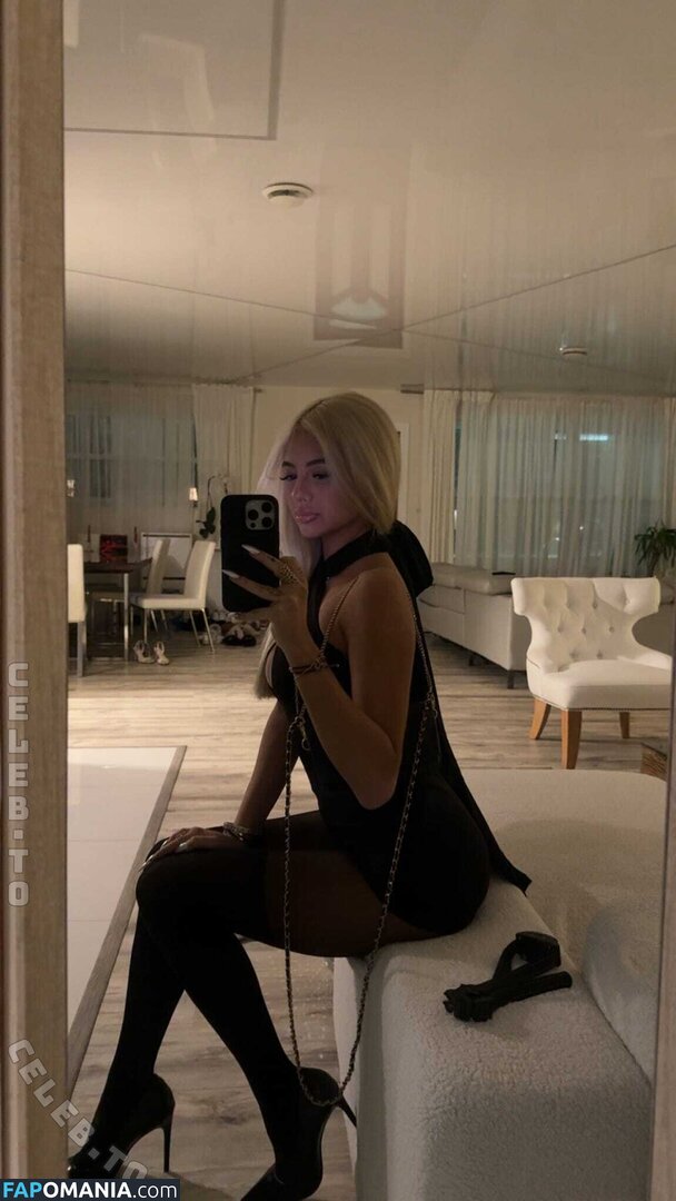 https: / russianrina / russianrinaa / russianrinaaa Обнажённый OnlyFans  Утёкшее фото #1