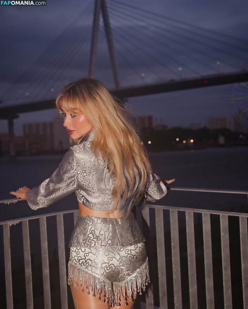 Sabrina Carpenter / https: / sabrinacarpenter Обнажённый OnlyFans  Утёкшее фото #90