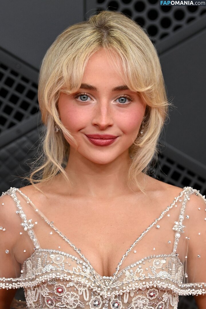 Sabrina Carpenter / https: / sabrinacarpenter Обнажённый OnlyFans  Утёкшее фото #2573