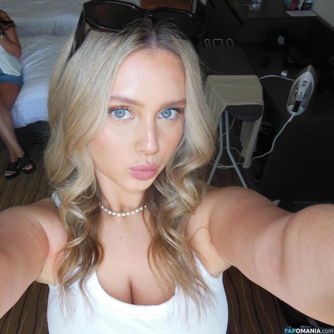 Sacha Ross / sachaross / sasharosexxx Обнажённый OnlyFans  Утёкшее фото #3