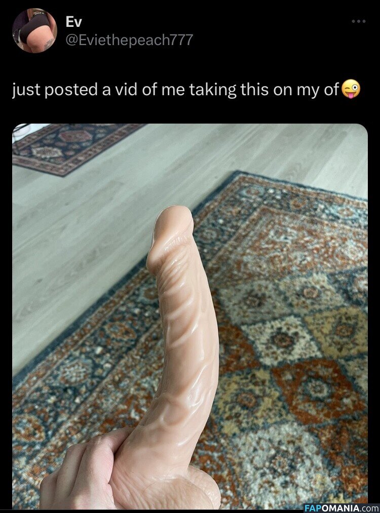 eviethepeach777 / sadisticxkisses Обнажённый OnlyFans  Утёкшее фото #1