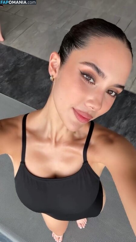 Saffron Maya Snook / saffronesta Обнажённый OnlyFans  Утёкшее фото #4