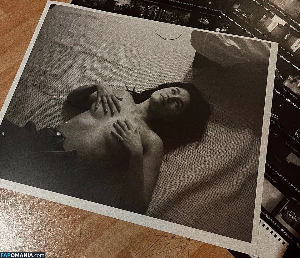 Saffron Sharpe / saffronsharpe Обнажённый OnlyFans  Утёкшее фото #17