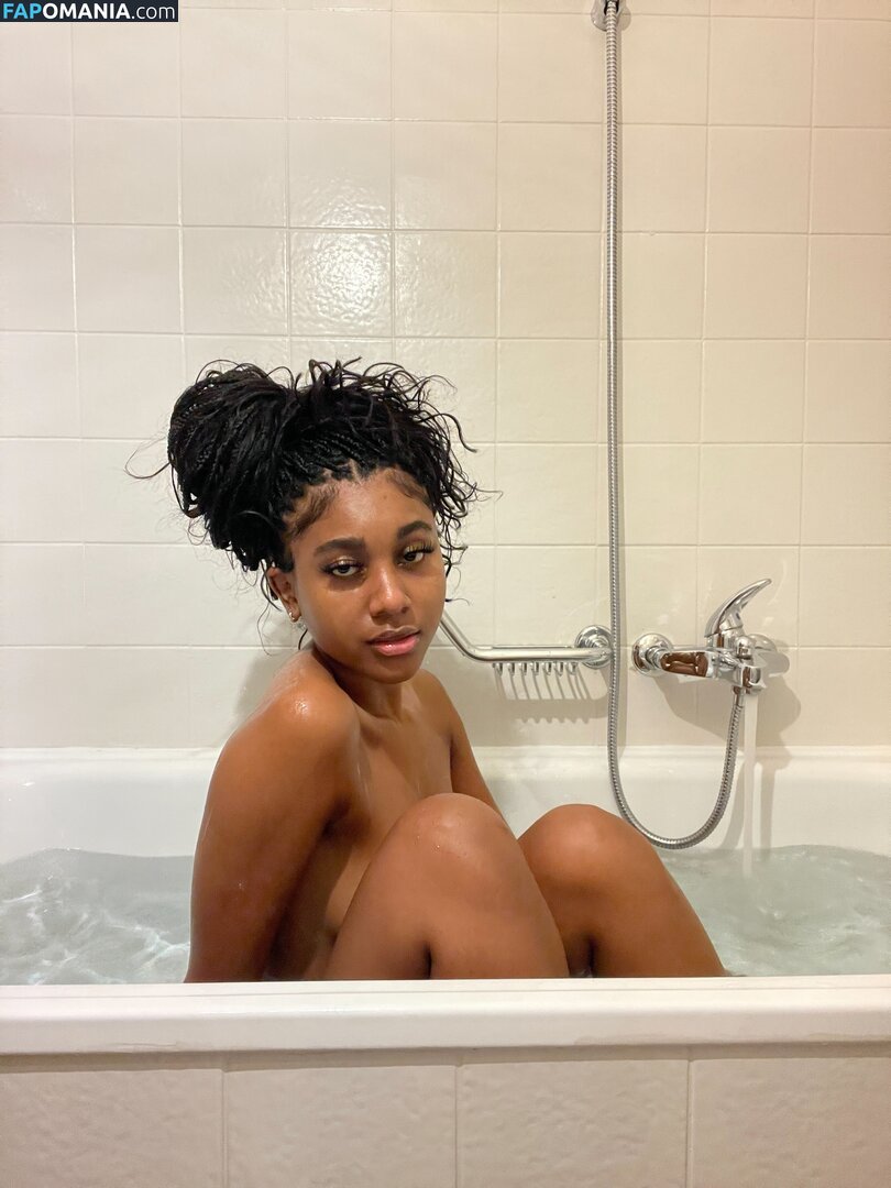 Cyber Hoe / saint_ziya / saintziya Обнажённый OnlyFans  Утёкшее фото #5