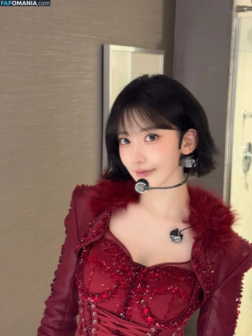 39saku_chan / LESSERAFIM / Sakura Miyawaki 宮脇 咲良 Обнажённый OnlyFans  Утёкшее фото #8
