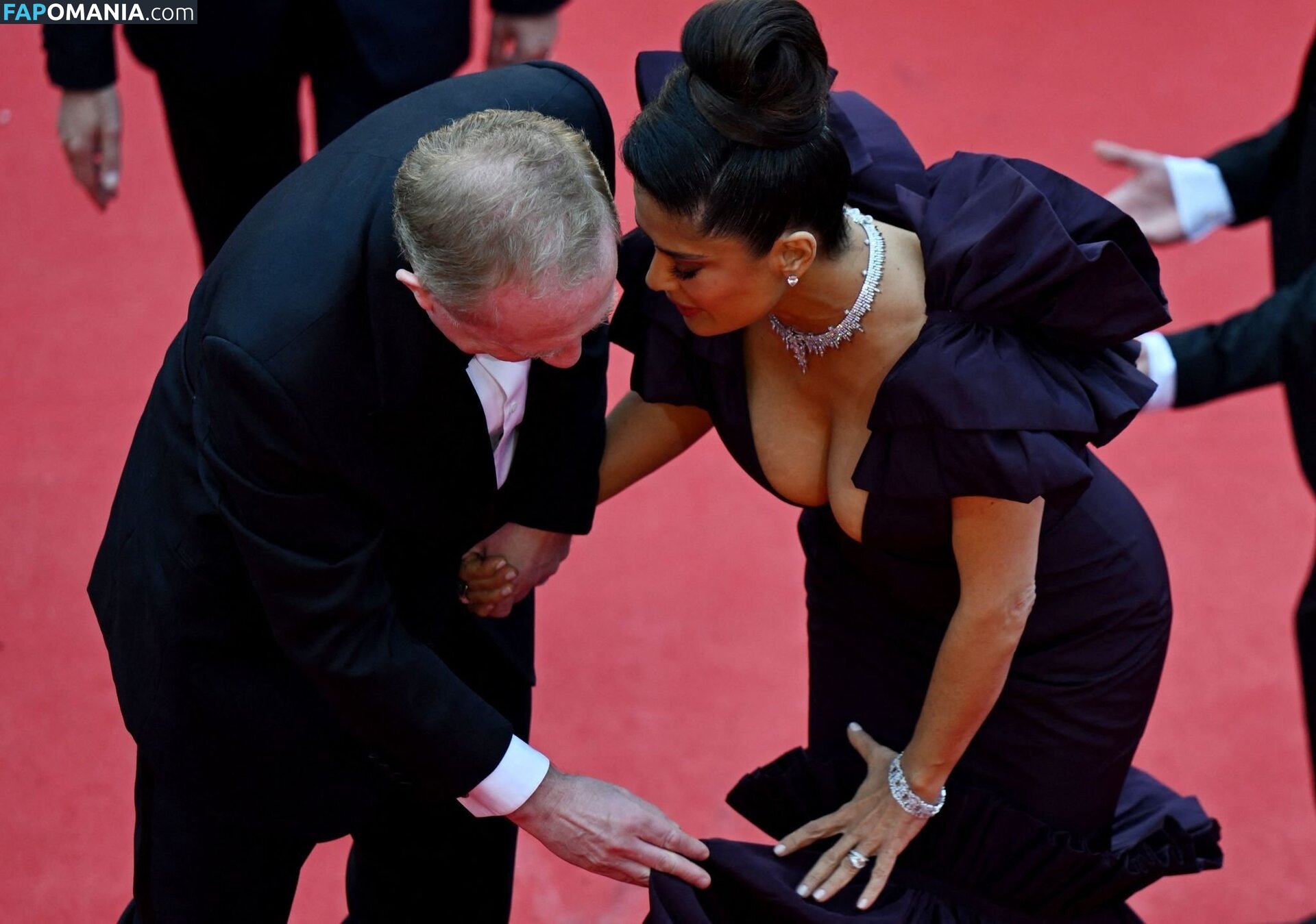 Salma Hayek / salmahayek Обнажённый OnlyFans  Утёкшее фото #1488