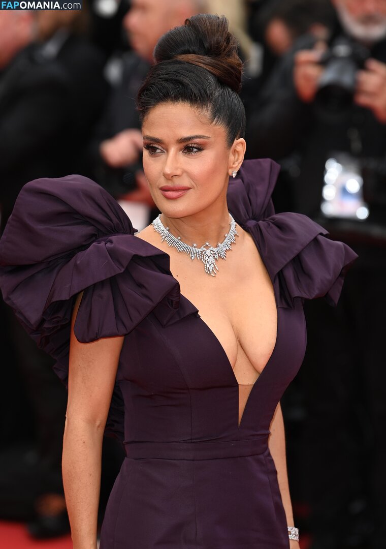Salma Hayek / salmahayek Обнажённый OnlyFans  Утёкшее фото #1490
