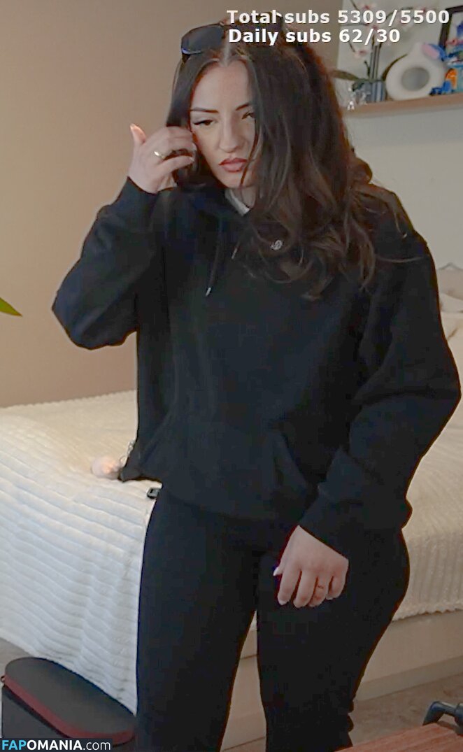 NoraExplorer Sister / Salmmuss / https: / salmmus / salmmusss / salmunozz Обнажённый OnlyFans  Утёкшее фото #15