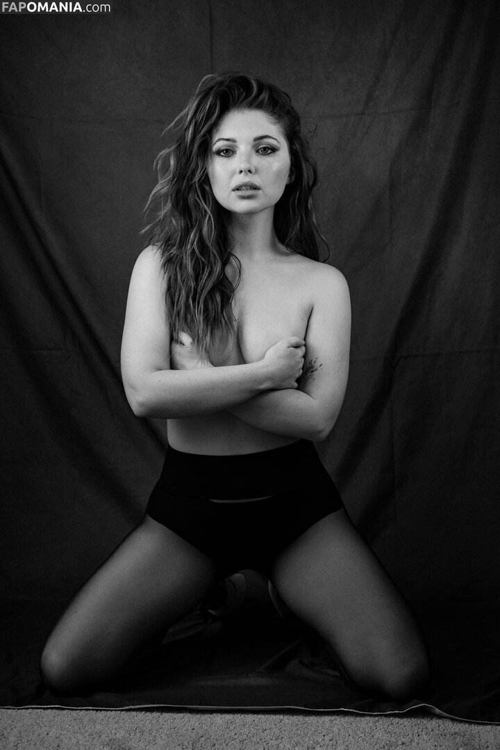 Sammi Hanratty / sammihanratty Обнажённый OnlyFans  Утёкшее фото #314