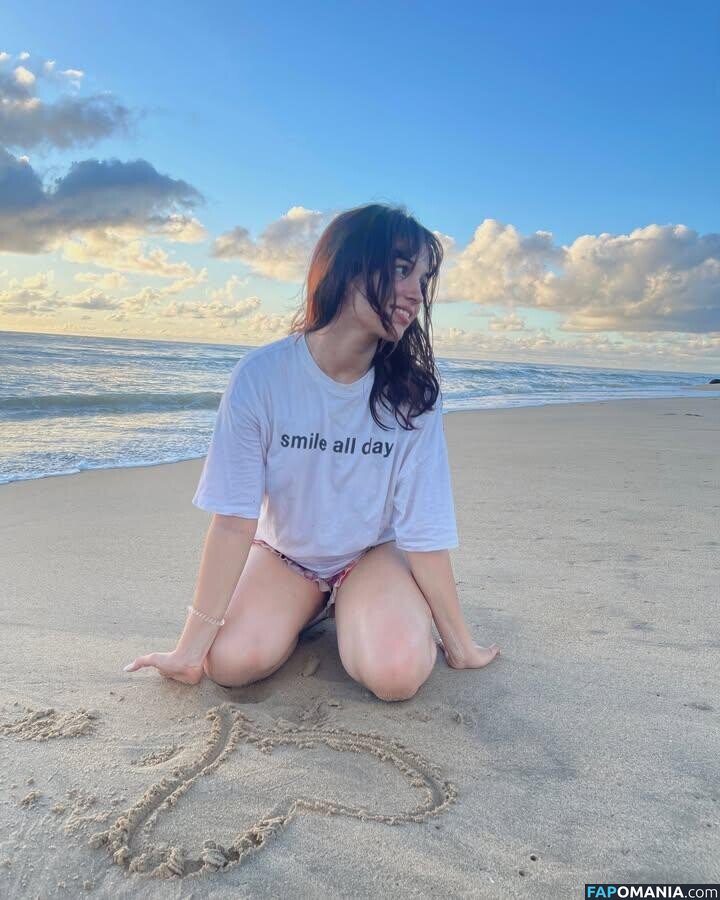 Samriddhi Uniyal / samriddhiuniyaal Обнажённый OnlyFans  Утёкшее фото #2