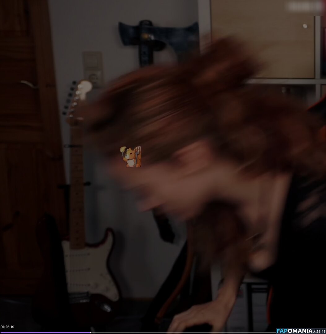 Sana Обнажённый OnlyFans  Утёкшее фото #13