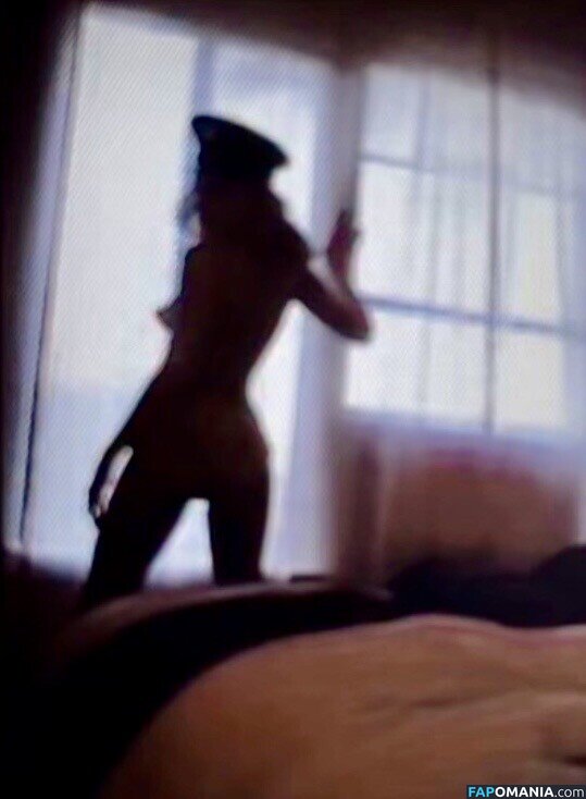 Sara King  / https: / saraxking Обнажённый OnlyFans  Утёкшее фото #1