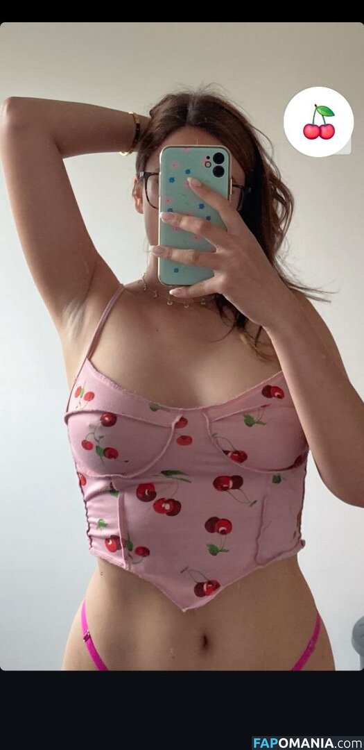 Sarah Beatriz / Sbfuscarini / sbfuscarini1 Обнажённый OnlyFans  Утёкшее фото #8