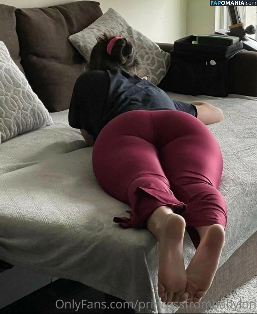 princessfrombabylon / saaaabooood / saabood / sarahbood Обнажённый OnlyFans  Утёкшее фото #1