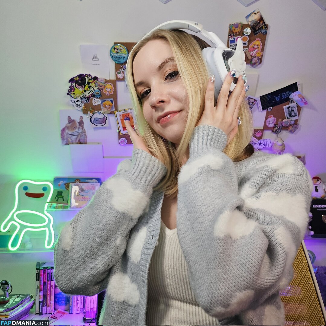 Sarahpodz / https: Обнажённый OnlyFans  Утёкшее фото #3